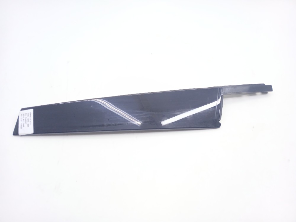 Acabamento Porta Dianteira Direita Bmw 320i 2.0 2020 1452731