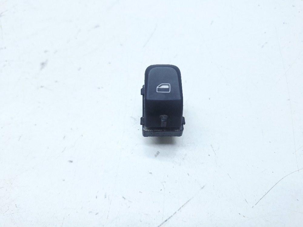 Comando Vidro Traseira Direita Audi Q3 2.0 2014 4g0959855