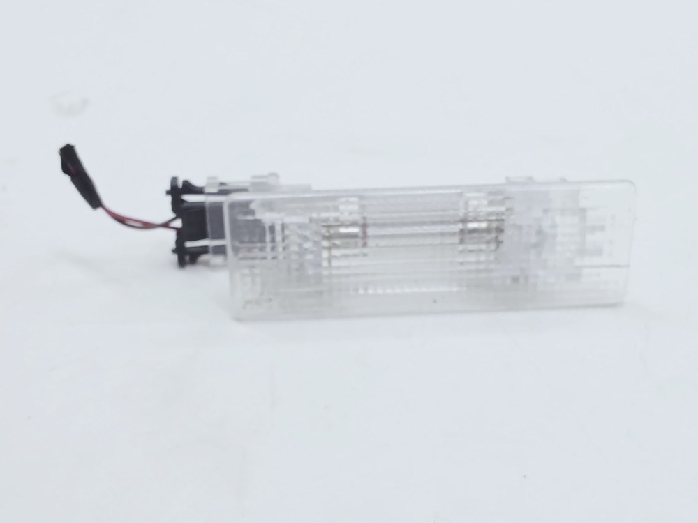Luz Interna Porta Malas Vw Tiguan 2.0t 2020