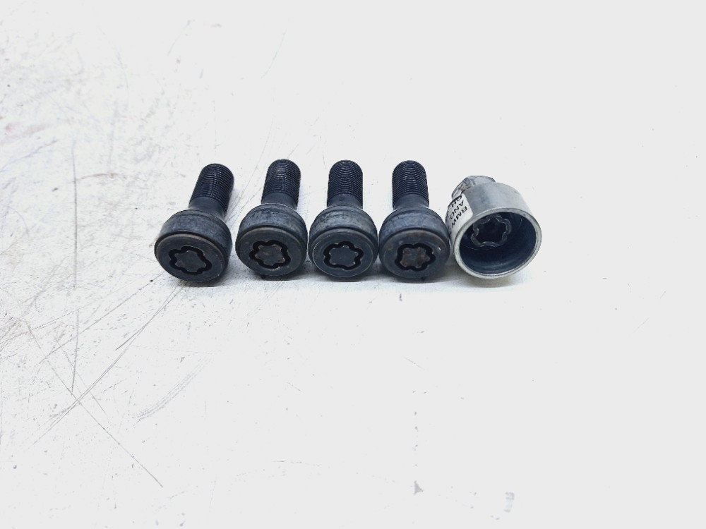 Parafuso Segredo Bmw 328i 2.0 2018