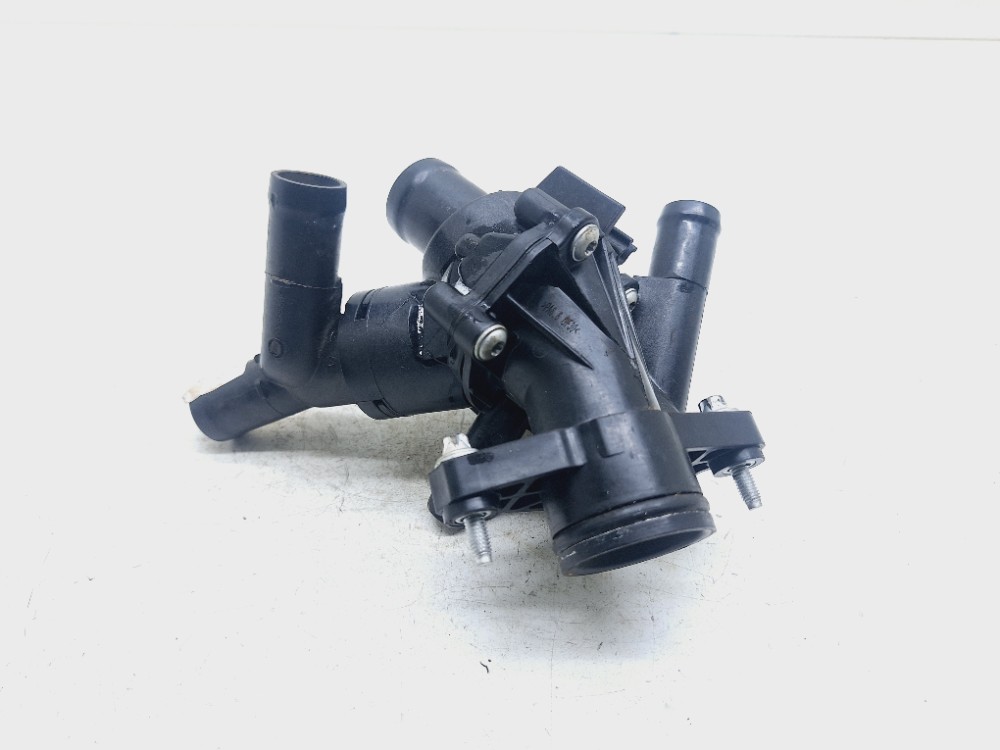 Carcaça Válvula Termostática Mercedes B200 1.6 2013