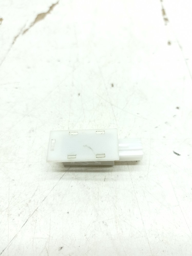 Luz Cortesia Porta Dianteira Direita Audi Q3 2.0 2015