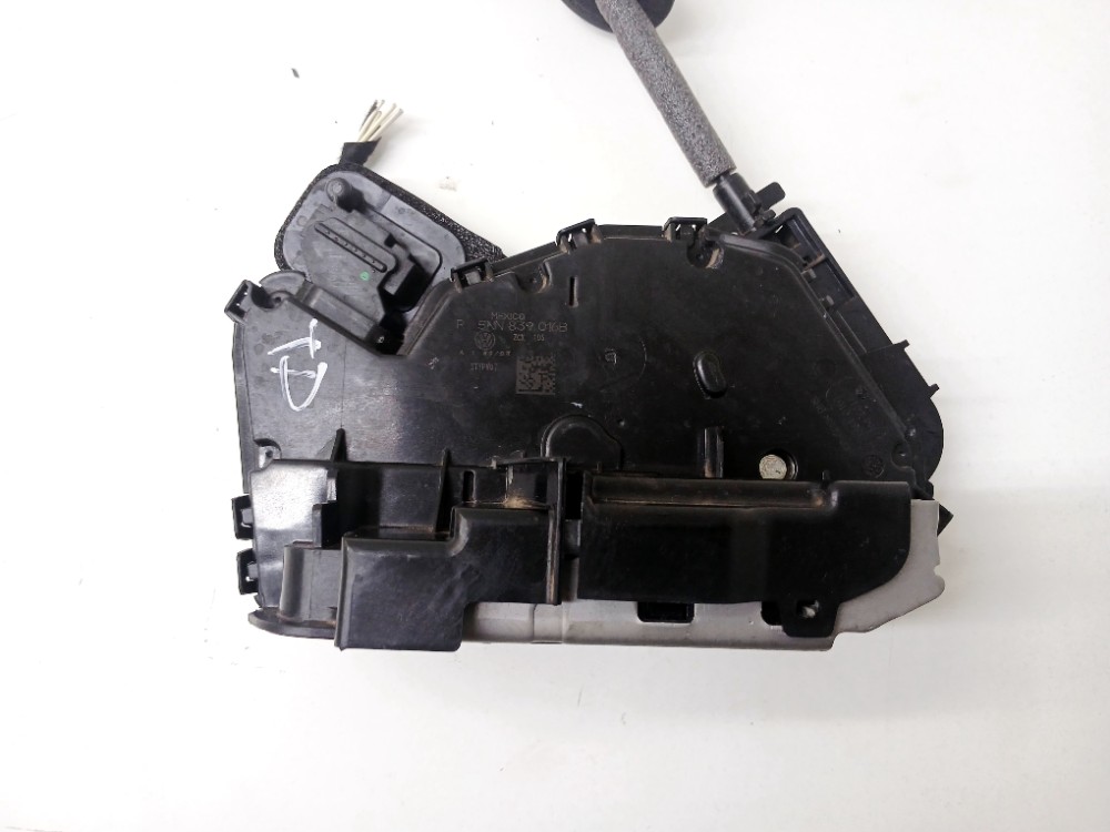 Fechadura Traseira Direita Vw Jetta 2.0 Gli 2024 5nn839016b