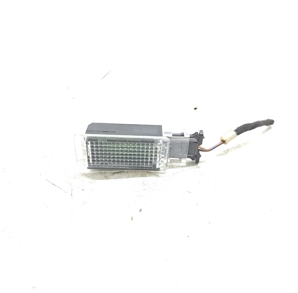 Luz cortesia porta luvas vw Passat tsi 2.0 2016 2017