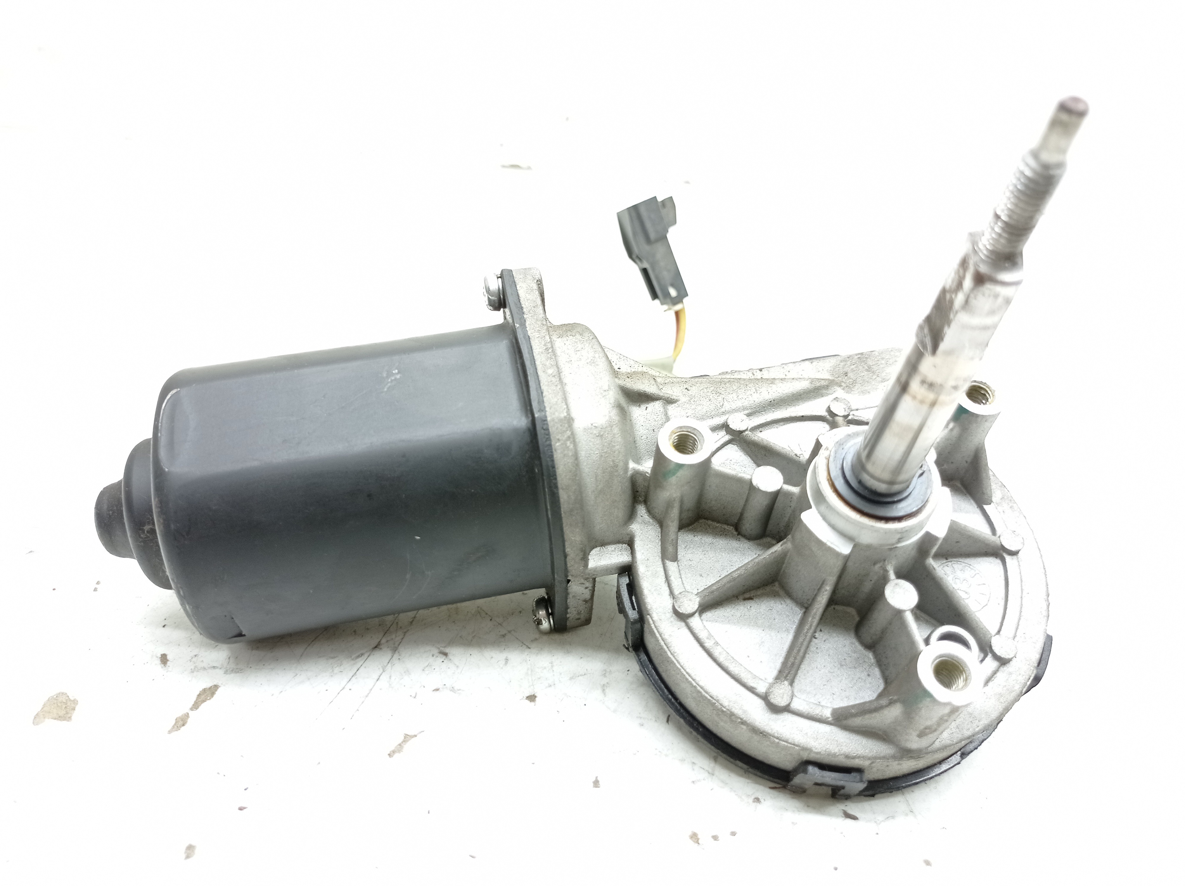 Motor Tampa Traseira Kia Carnival 3.8 2008 / 2009 Pn16644545