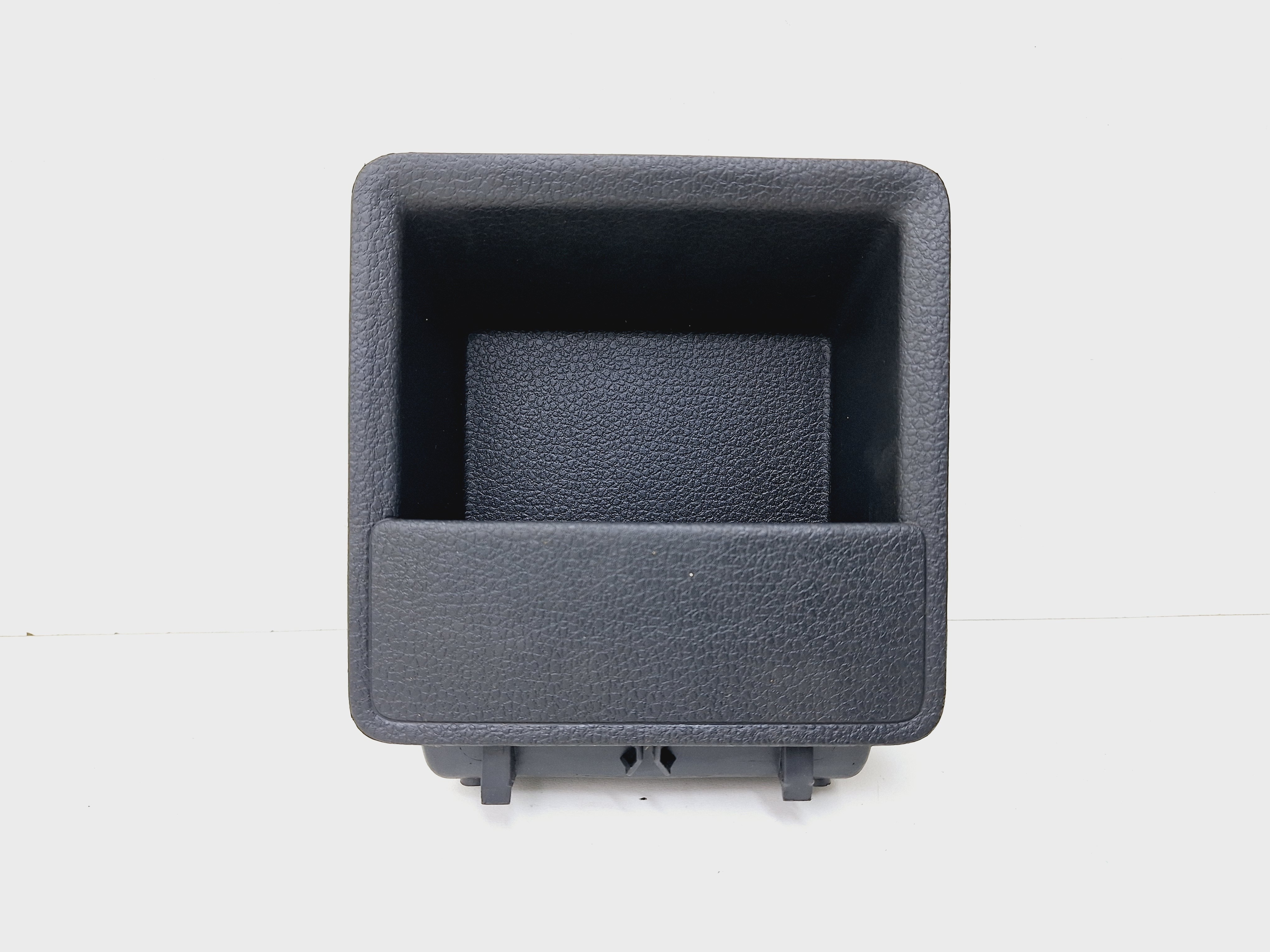 Porta Objetos Volkswagen Jetta 2.0 2015 2016 5c6863383
