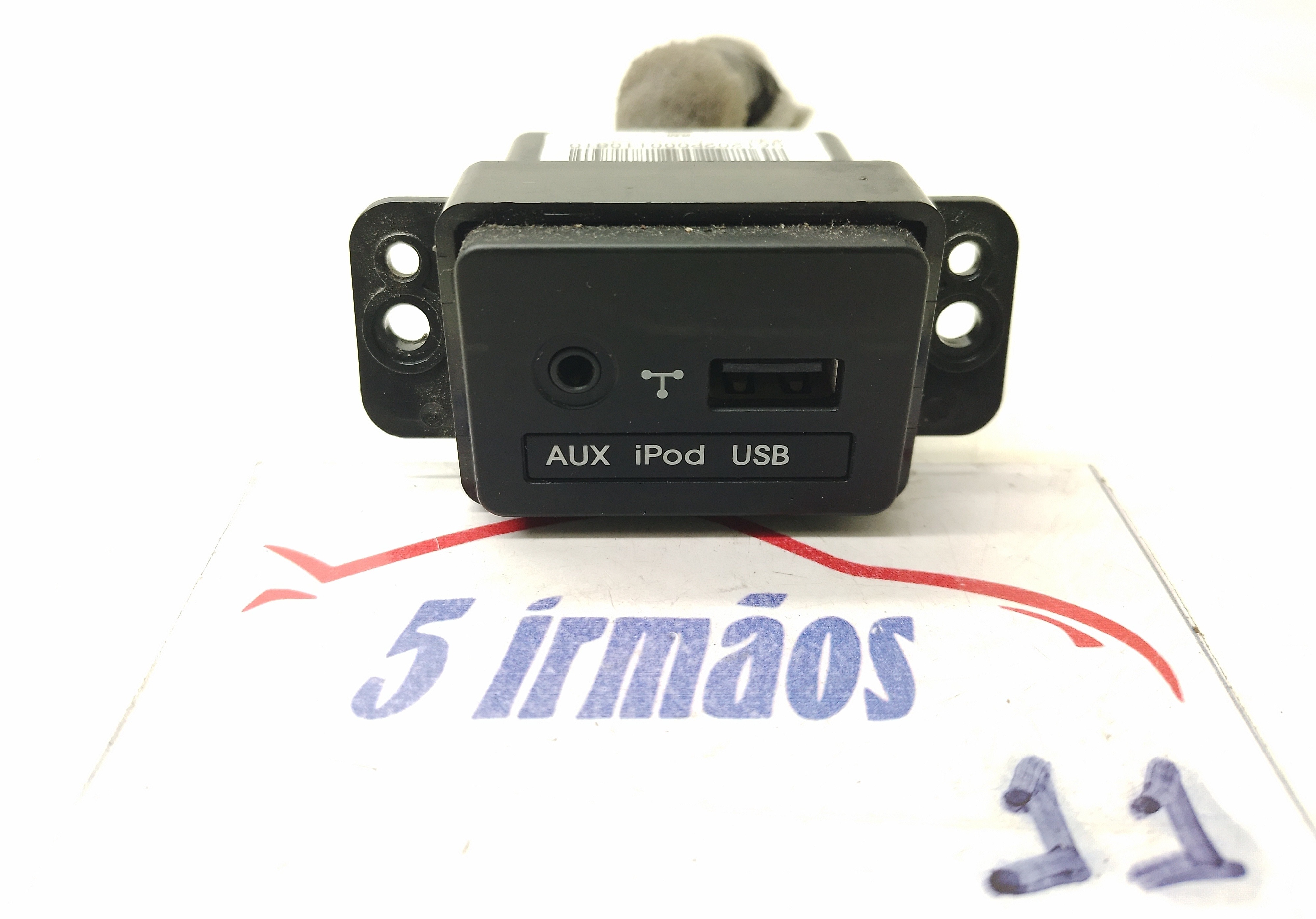 Entrada Auxiliar Usb Kia Sorento 2.4 2011 / 2012