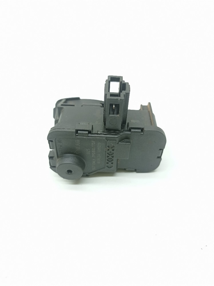 Motor Trava Portinhola Vw Nivus Tsi 1.0 2024 7p0810773f