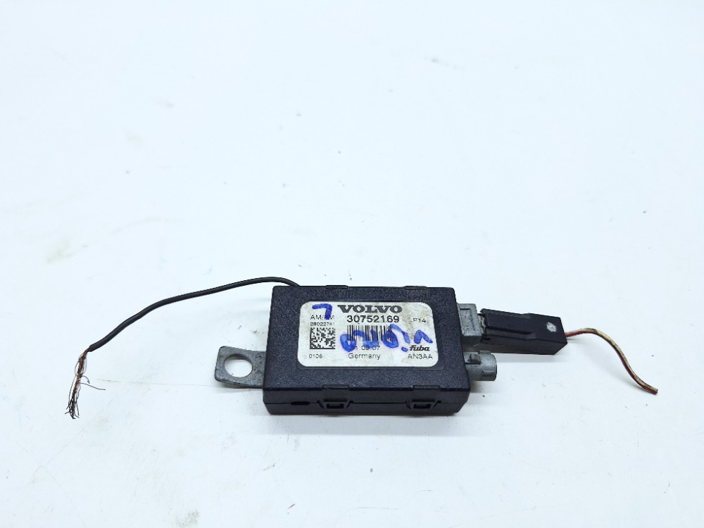 Módulo Amplificador Antena Volvo C30 2.5 2008 30752169 Preto