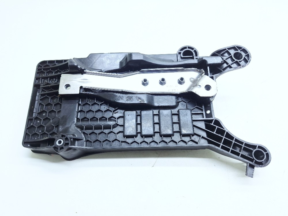 Suporte Caixa Bateria Vw Tcross Tsi 1.4 2026 2Q0915331