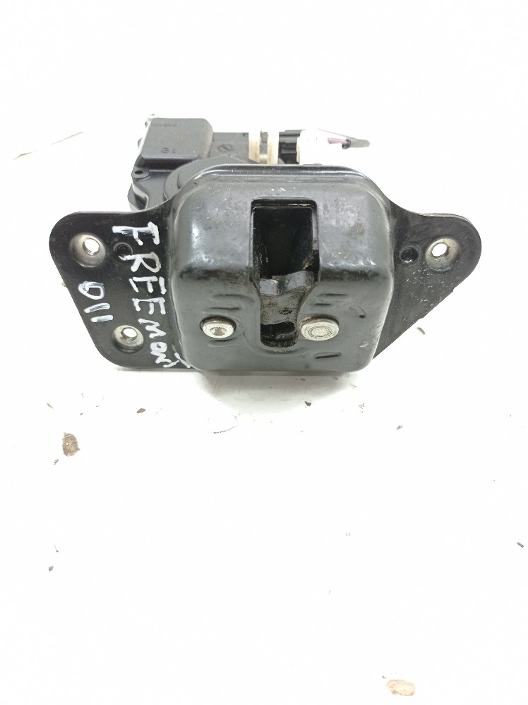 Fechadura Tampa Traseira Fiat Freemont 2.7 2010 2011