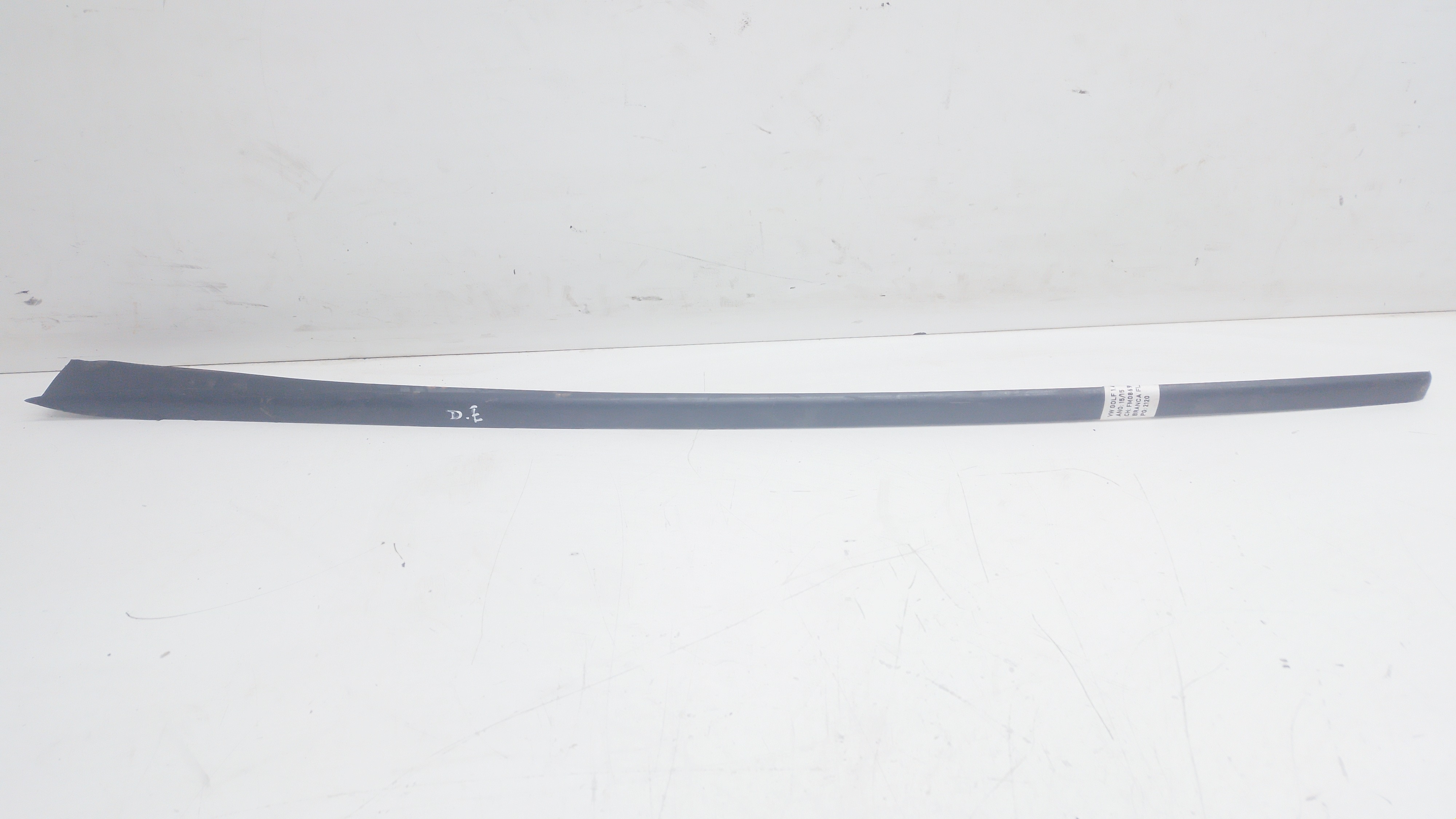 Borracha Esquerda Parabrisa Vw Golf 2014/ 2015 Nº5g0854327b