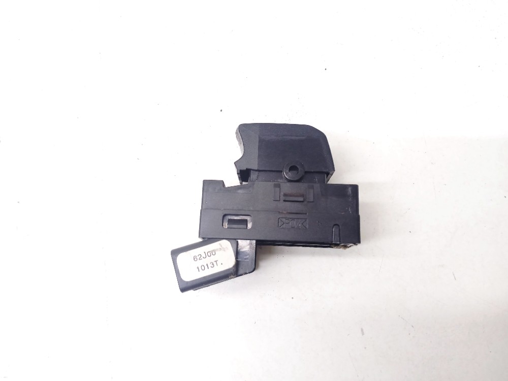 Botão Vidro Dianteiro Direito Suzuki Vitara 2.0 2013 2014
