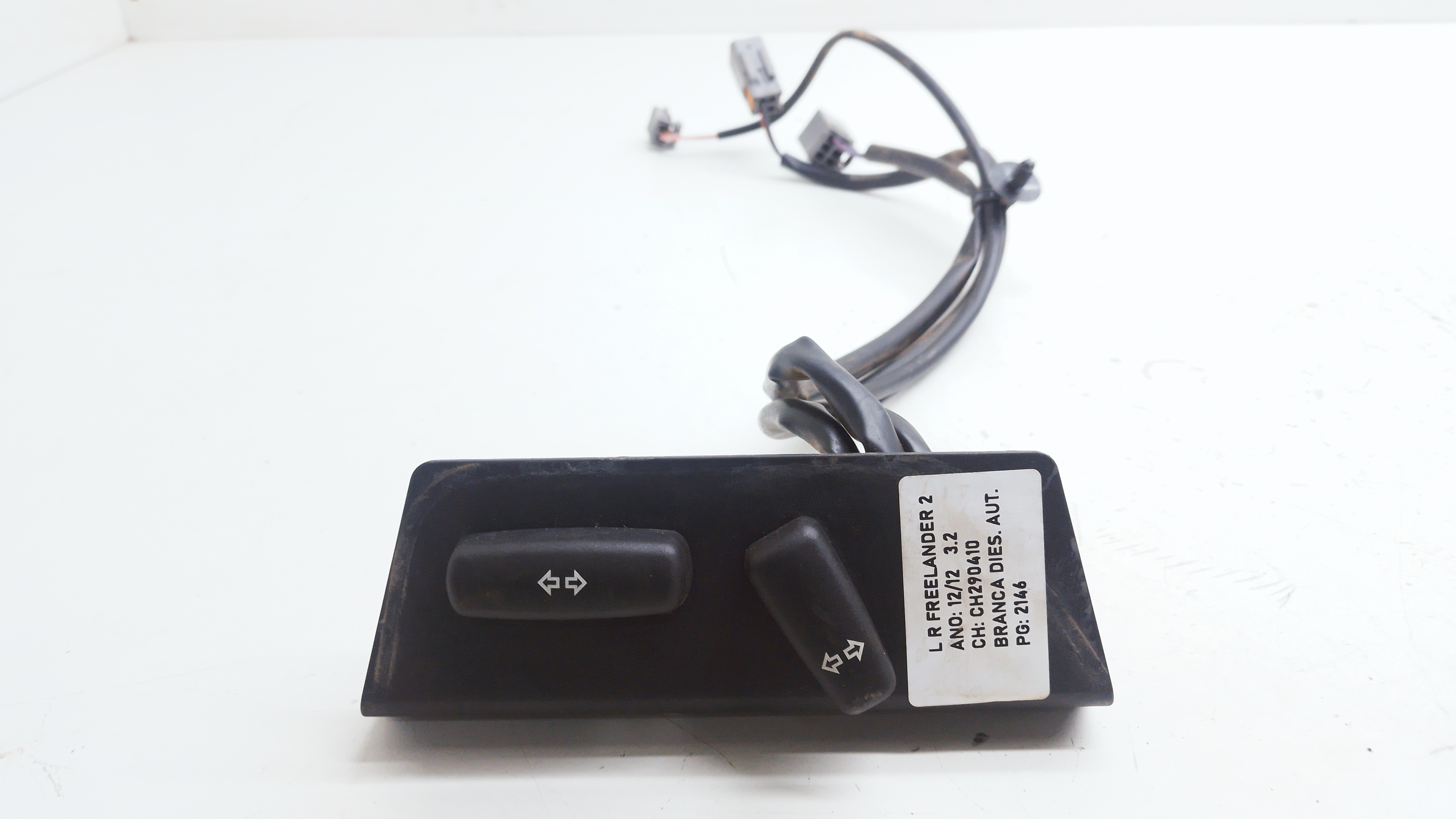 Comando Ajuste Banco Dianteiro Direito Freelander 2 2012