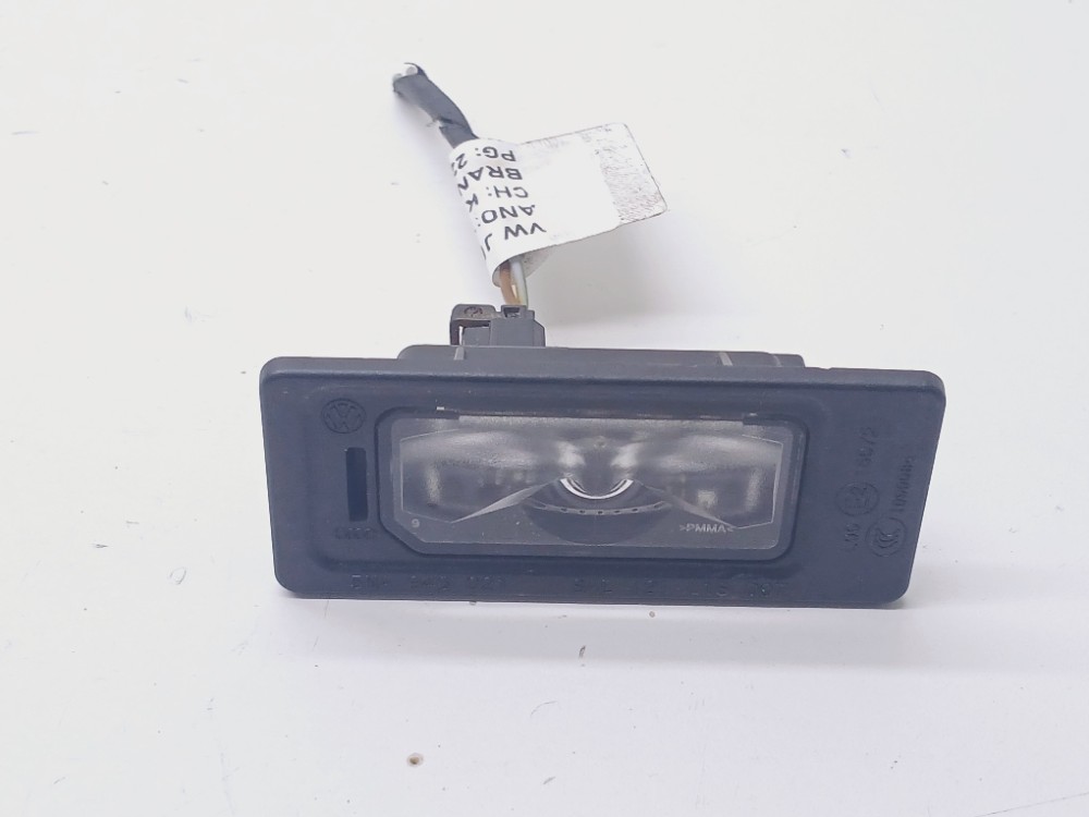 Luz Placa Vw Jetta 1.4 Tsi 2019 5na943021