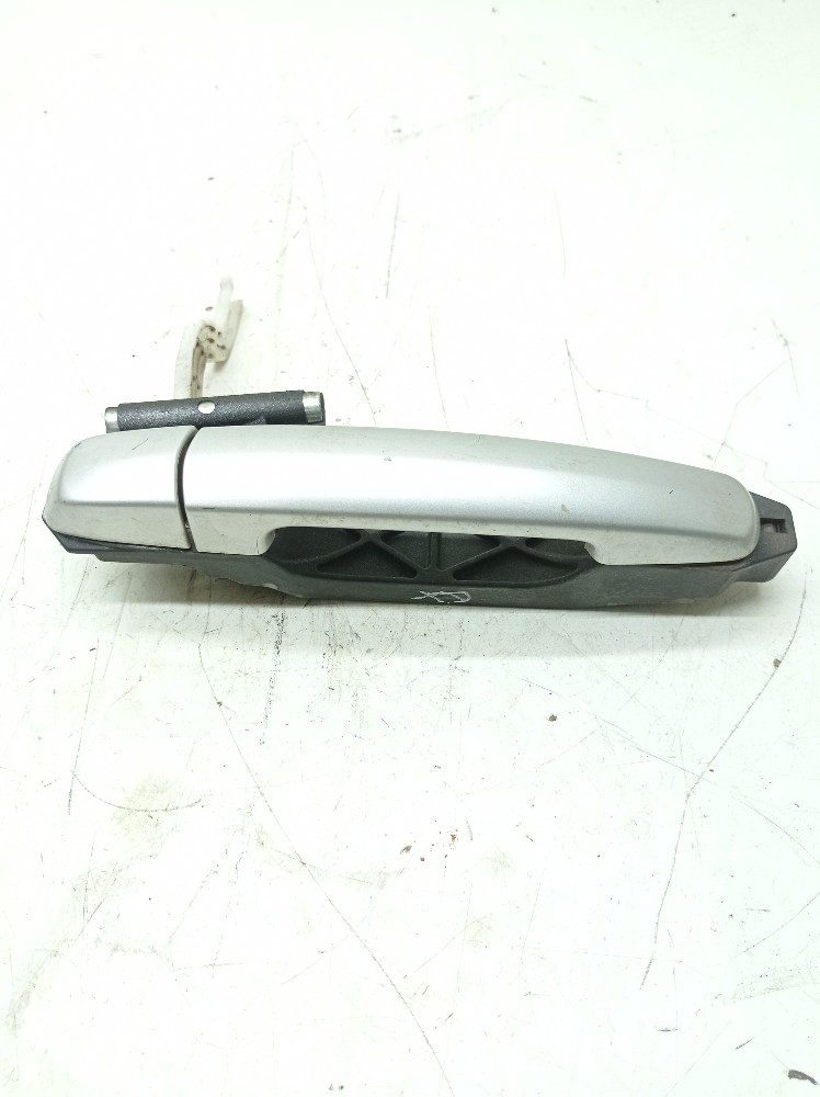 Maçaneta Externa Traseira Direita Suzuki Vitara 2.0 2013  Prata Traseira