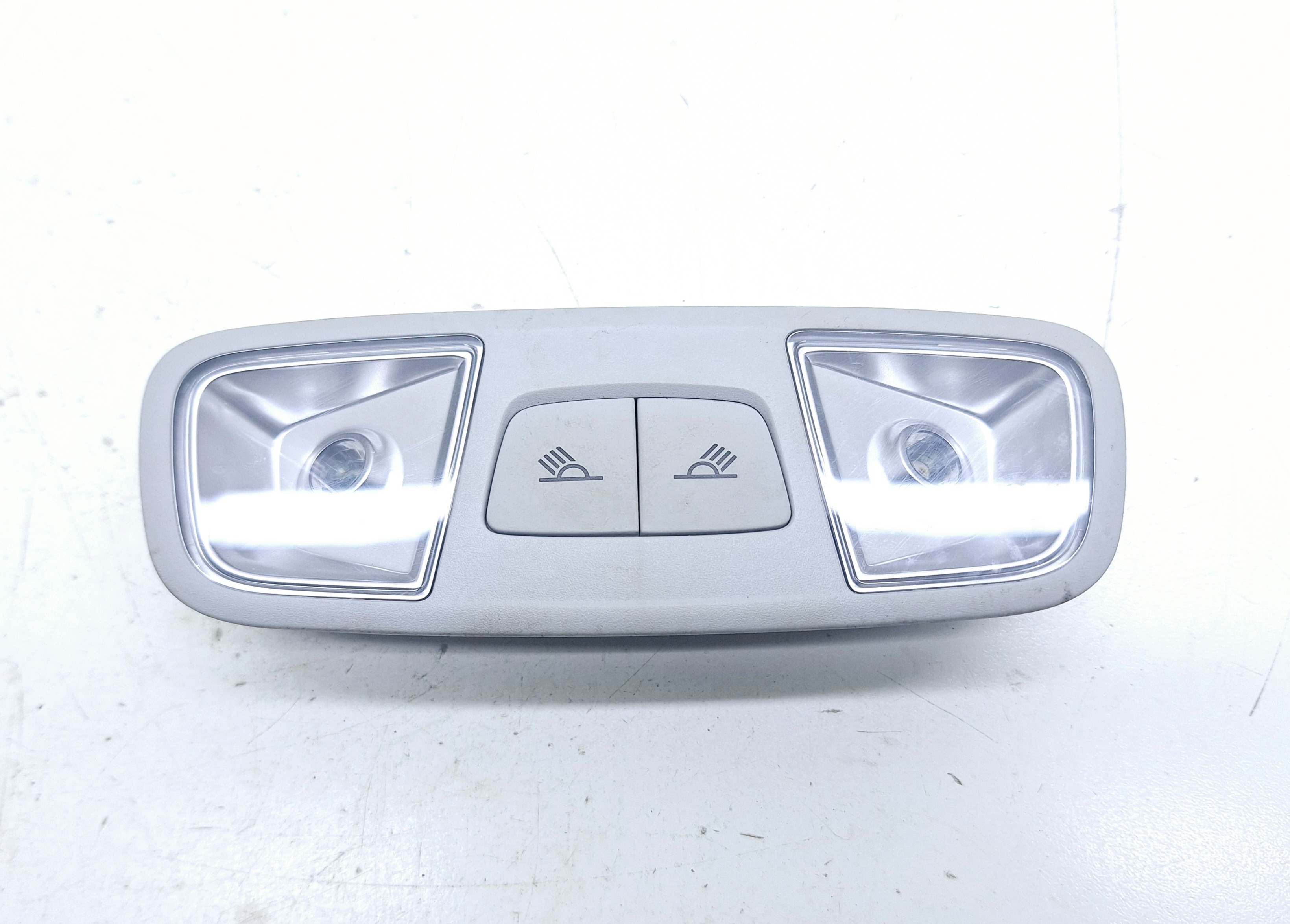 Luz Teto Cortesia Audi Q3 Tfsi 2.0 2013/ 2014 N8u0947111a