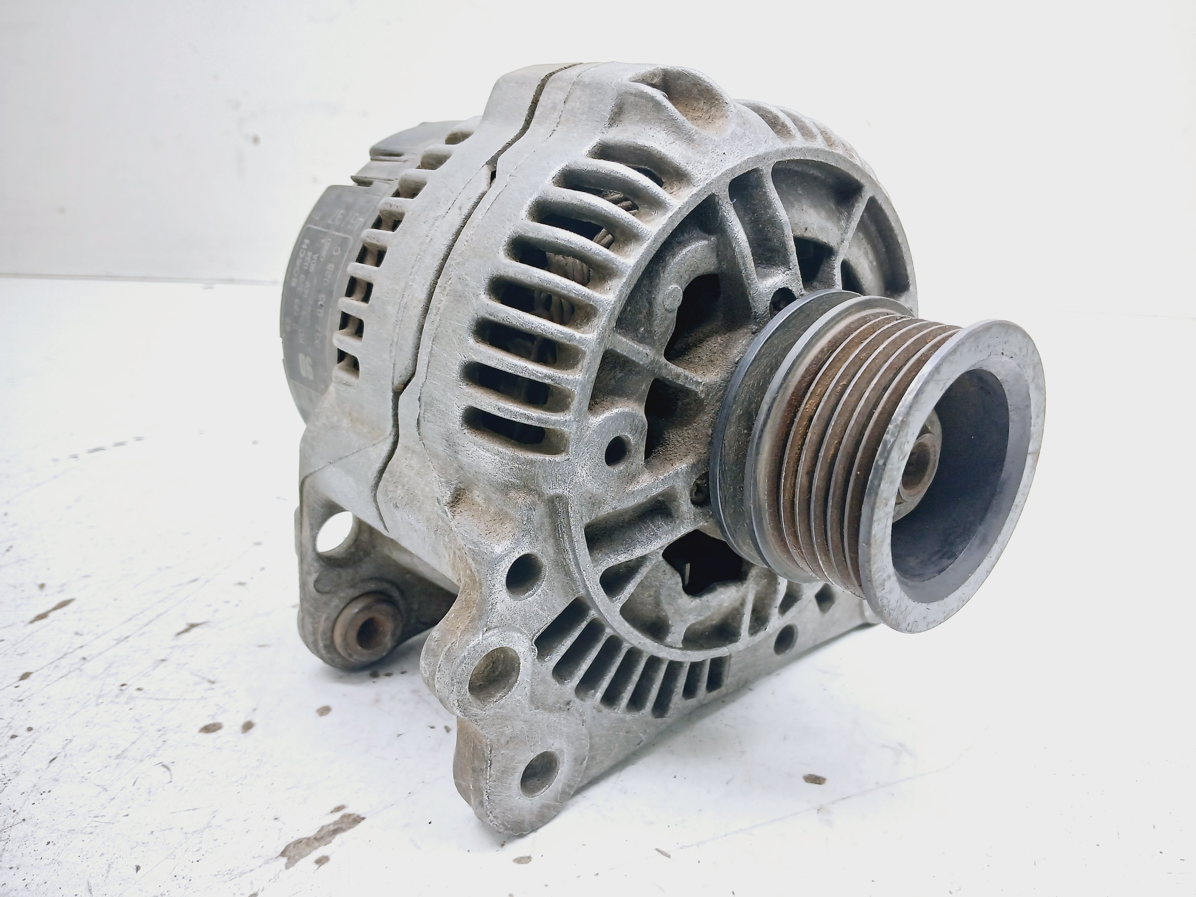 Alternador Aui A3 1.8 1997 037903025c