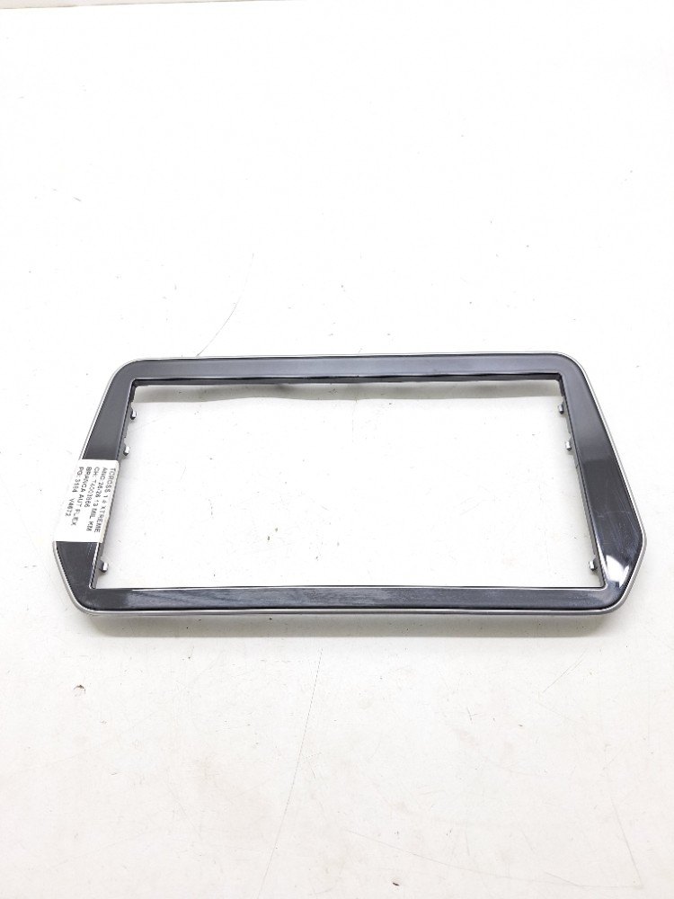 Acabamento Visor Multimidia Vw Tcross Tsi Xtreme 1.4 2026