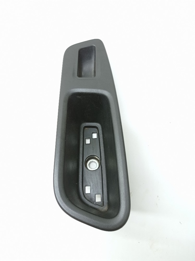 Acabamento Comando Vidro Traseiro Direito Fiat Toro 2.0 2022