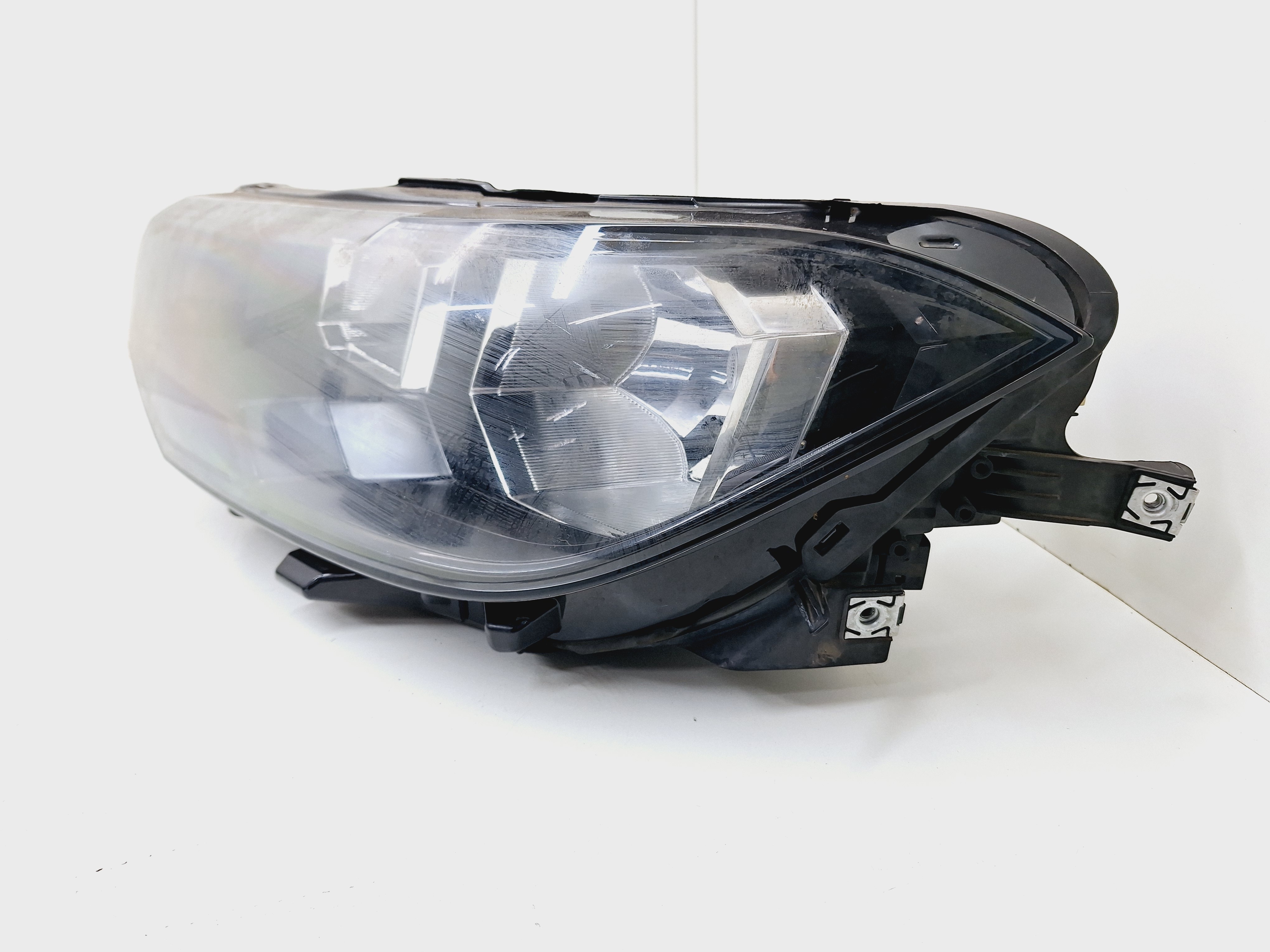 Farol Esquerdo Volkswagen Tcross 1.4 2023 Esquerdo