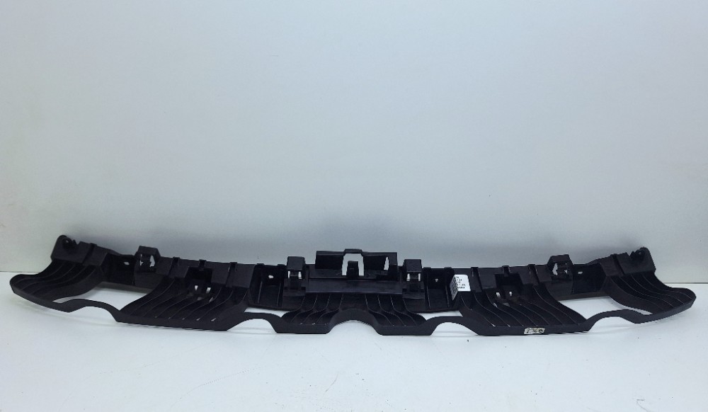 Guia Central Parachoque Traseiro Vw Jetta Rl 1.4 2020