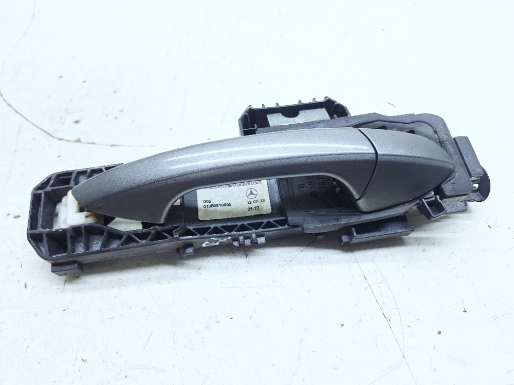 Maçaneta Externa Traseira Direita Mercedes Gla200 1.6 2015 Traseira