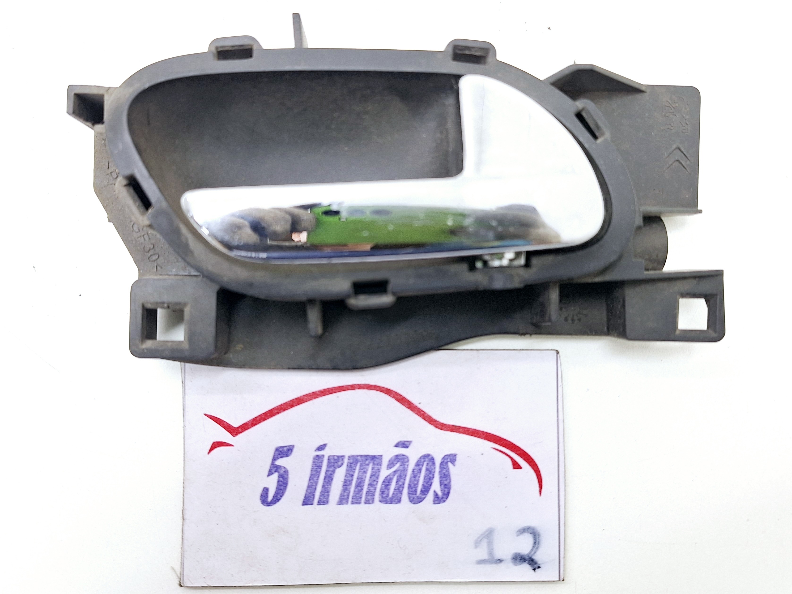 Maçaneta Interna Dianteira Direita Peugeot 407 Sw 2.0 2008 Prata Dianteira