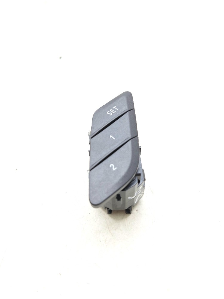 Botão Memória Ajuste Banco Bmw 320i G20 2.0 2020 07937969