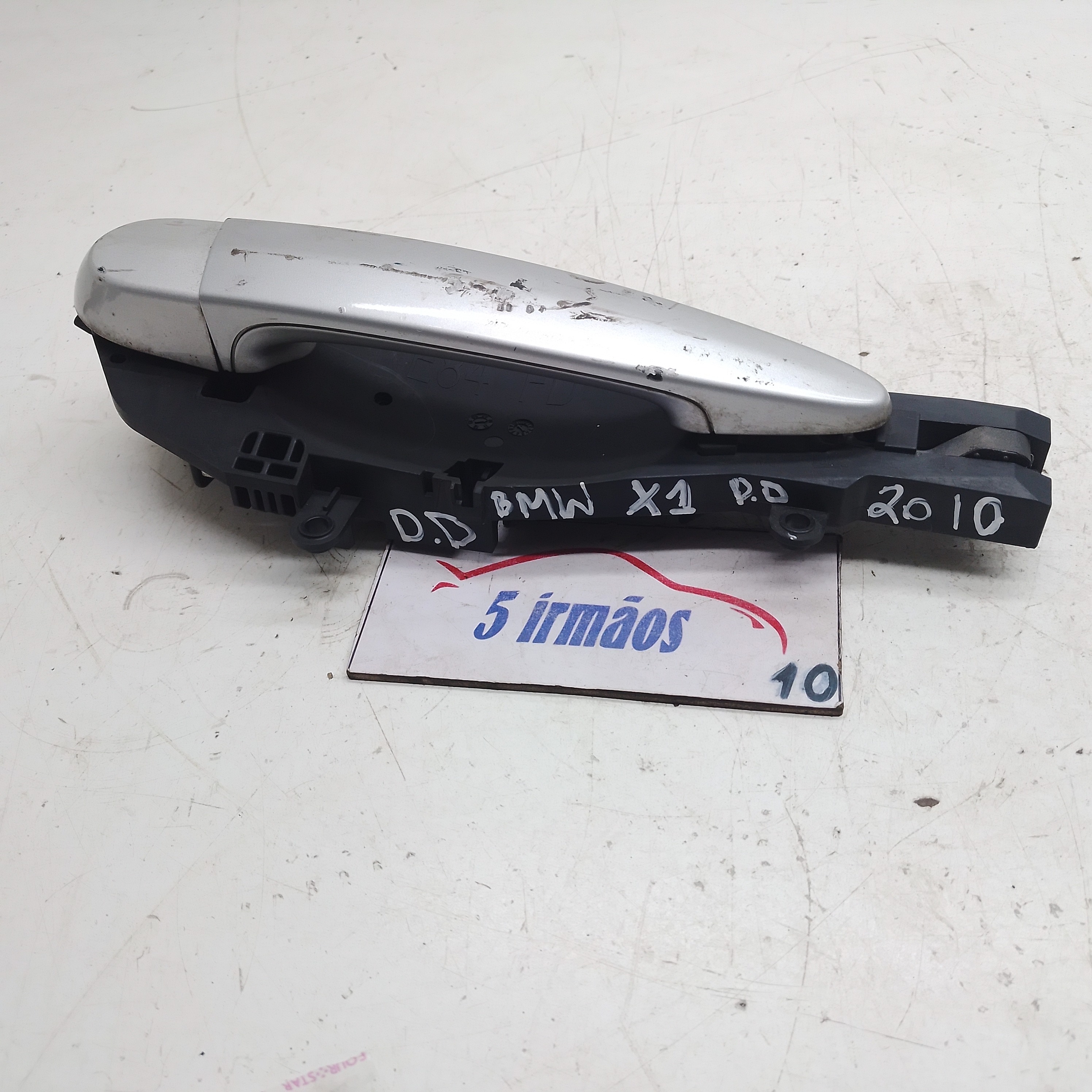 Maçaneta Externa Dianteira Direita Bmw X1 2.0 2010 Dianteira