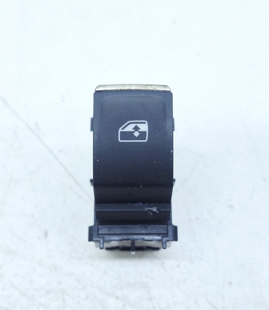 Comando Vidro Traseiro Esquerdo Audi Q3 2.0 2024 5g0959855n