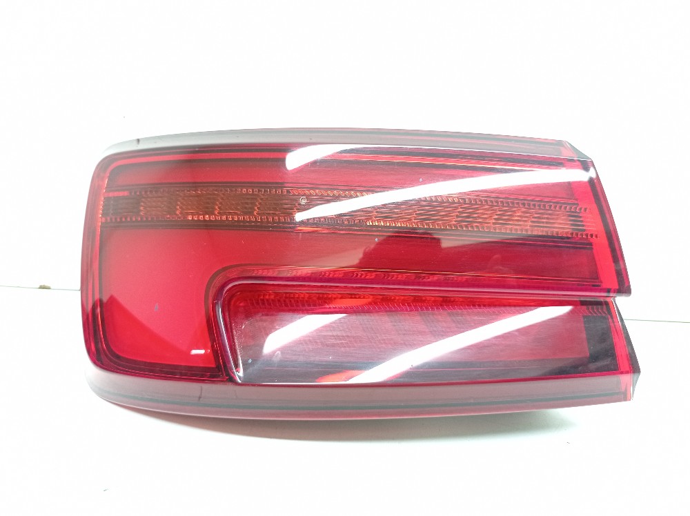 Lanterna Traseira Esquerda Audi A3 Sedan  2.0 2017 8vb945091