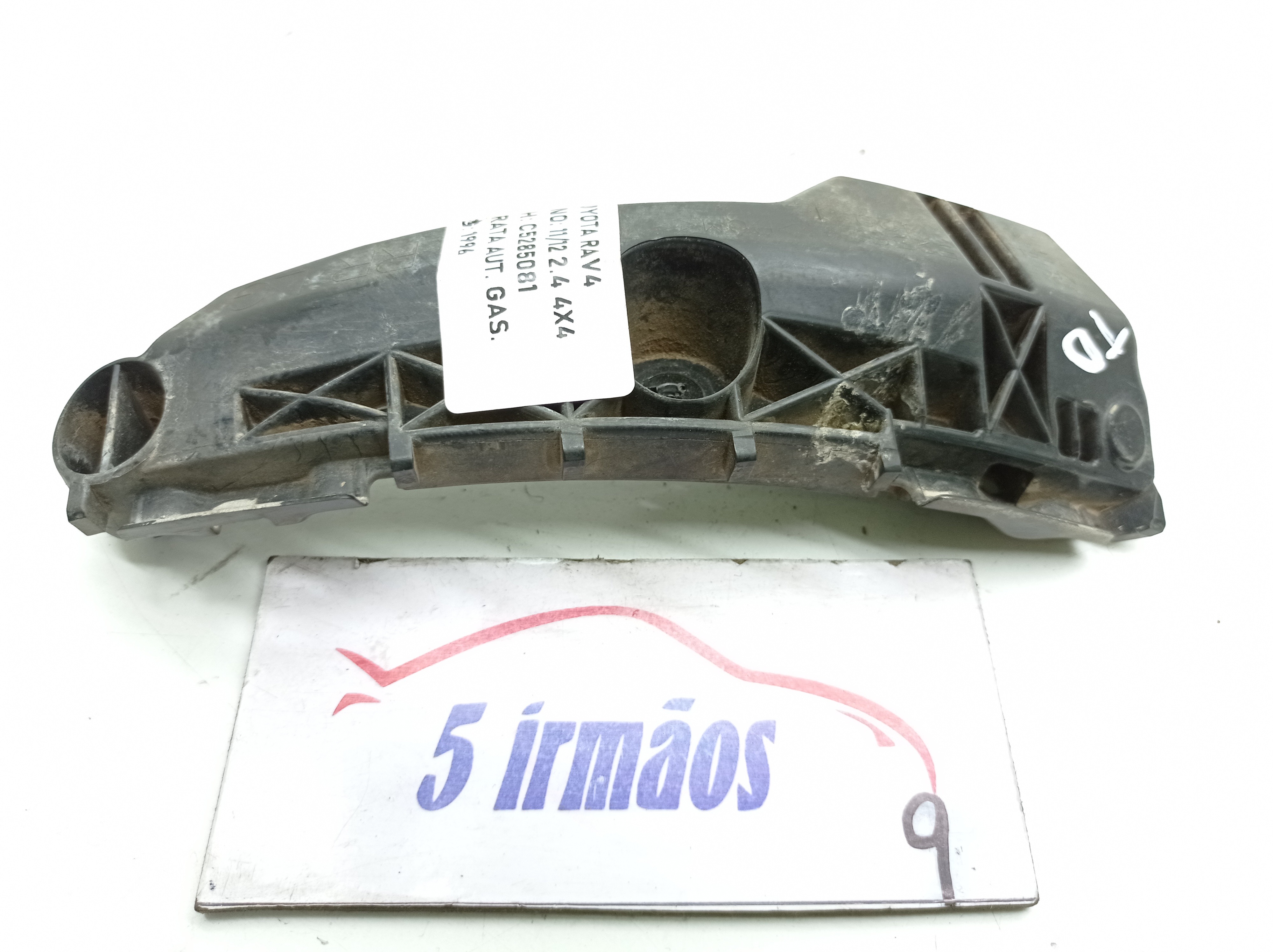 Guia Direita Parachoque Traseiro Toyota Rav4 2.4 2011 / 2012