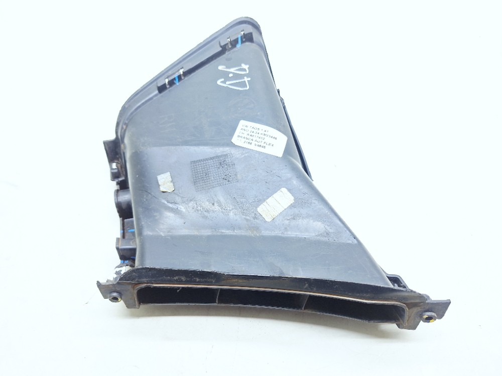 Defletor Ar Dianteira Direita Vw Taos Tsi 1.4 2024 2gk807162