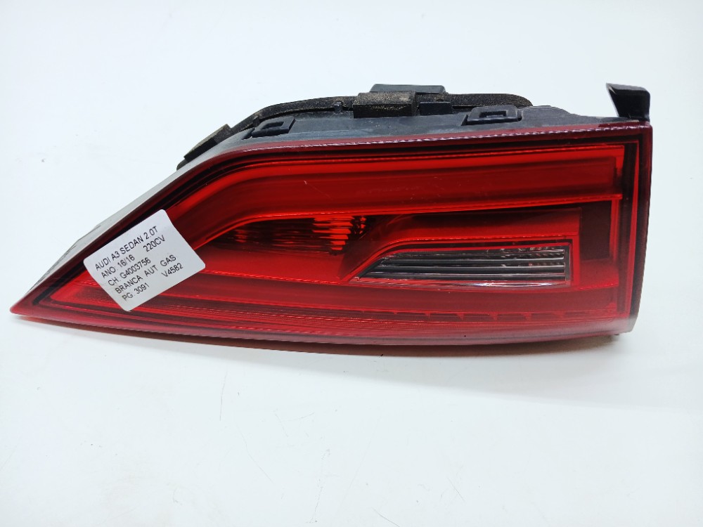 Lanterna Direita Tampa Traseira A3 Sedan 2.0 2016 8v5945094h