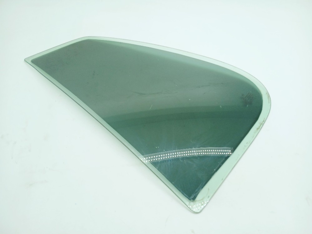 Vidro Fixo Traseiro Direito Vw Golf 2.0 2009