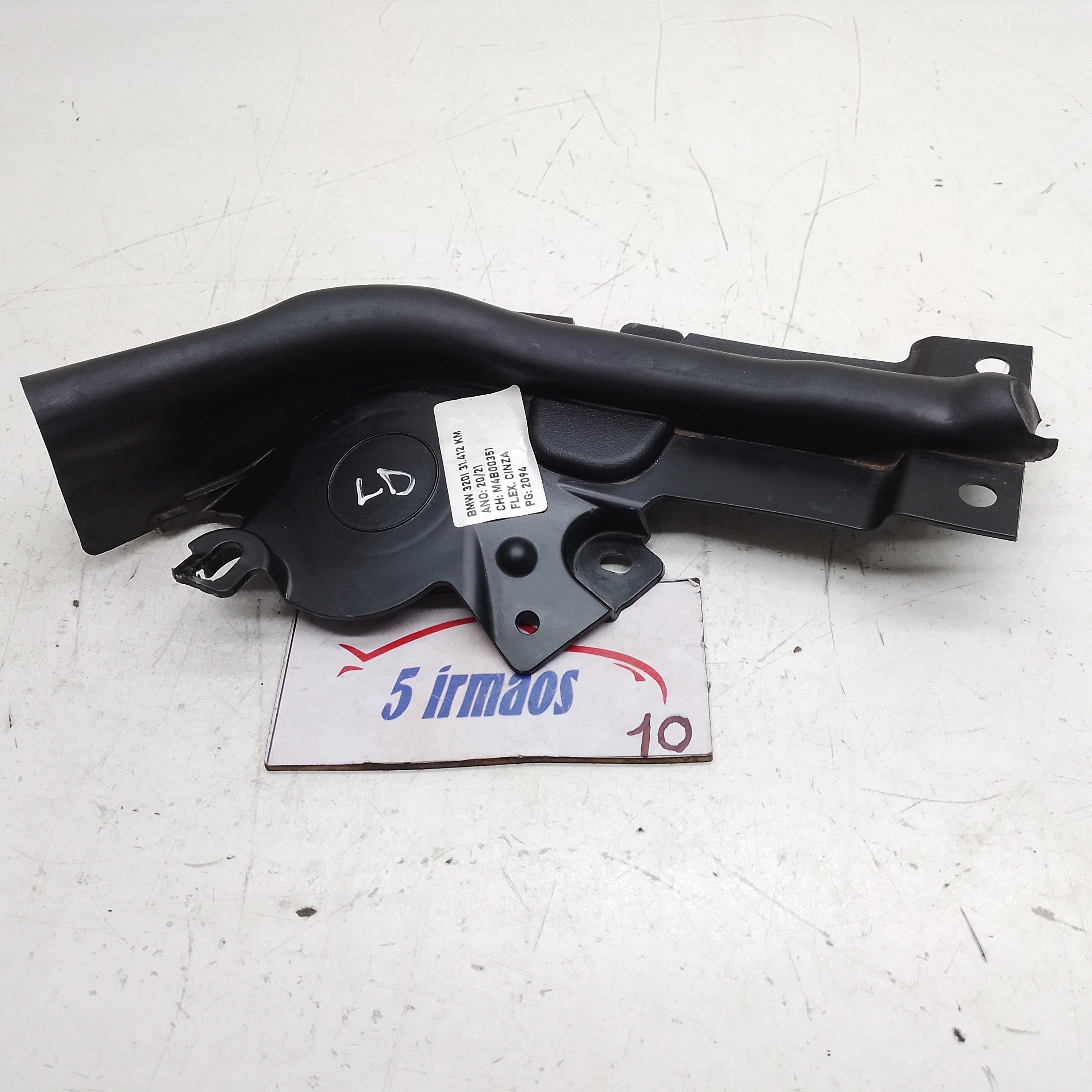 Acabamento Direito Telescópio Bmw 320i 2.0 2020 / 2021