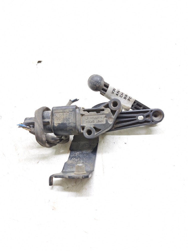 Sensor Nivel Suspensão Traseira Vw Polo 1.4 2020 4m0907503