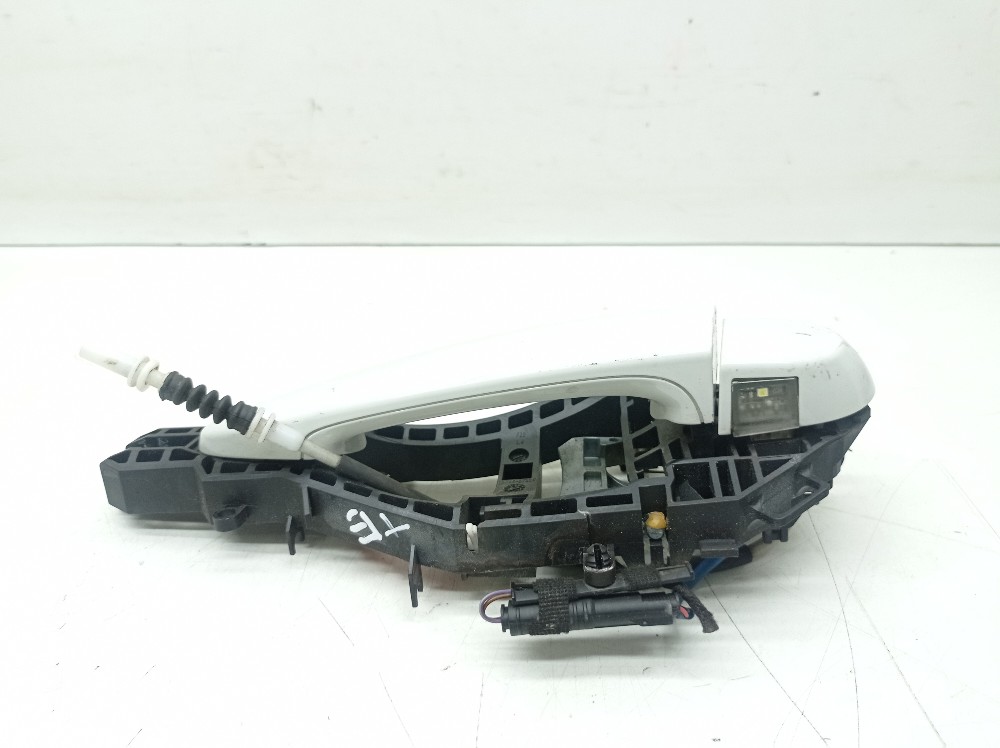 Maçaneta Externa Traseira Esquerda Bmw 125i 2.0 2013 2014
