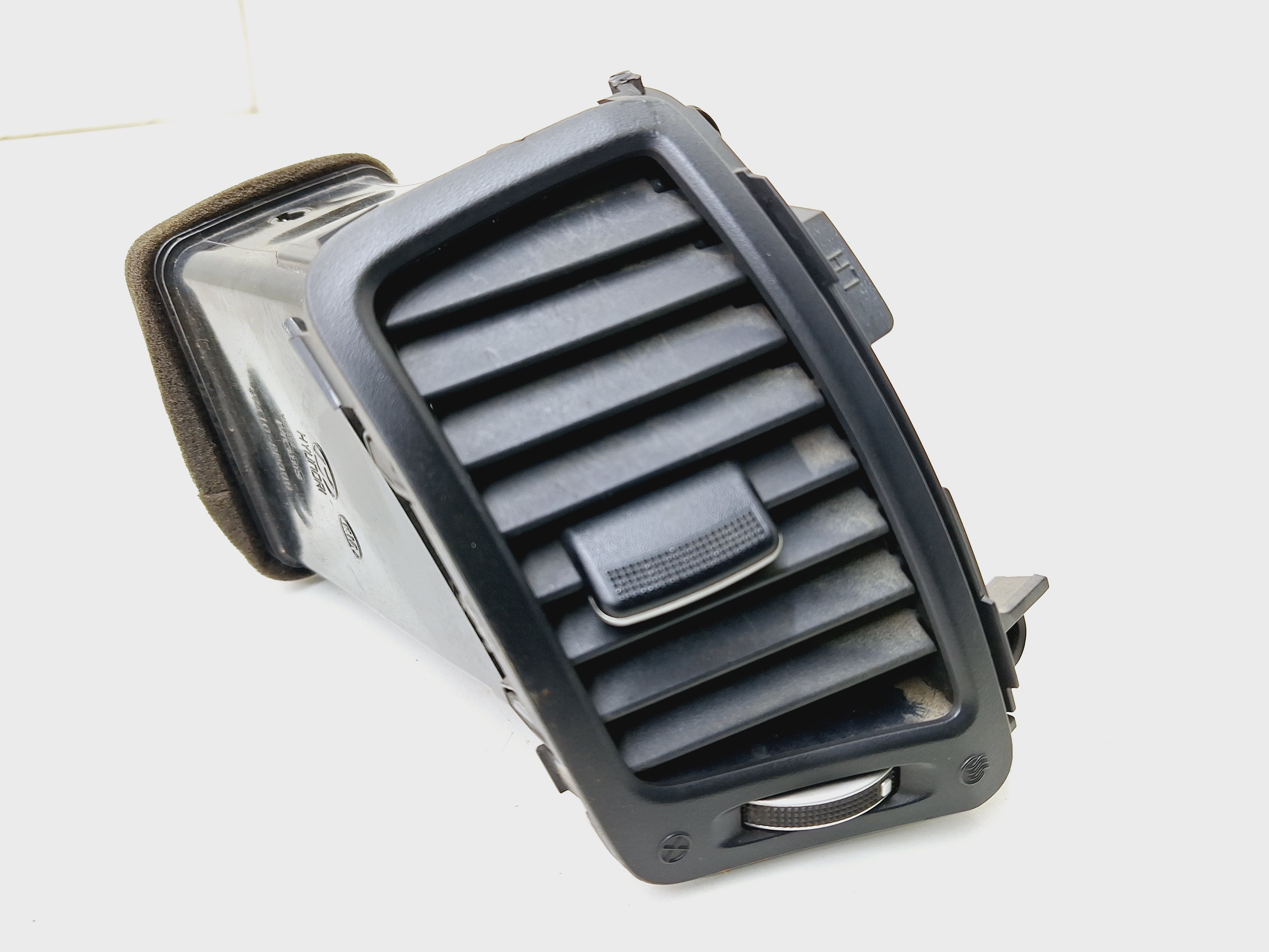 Difusor Ar Esquerdo Painel Central Kia Sorento 3.5 2011/2012