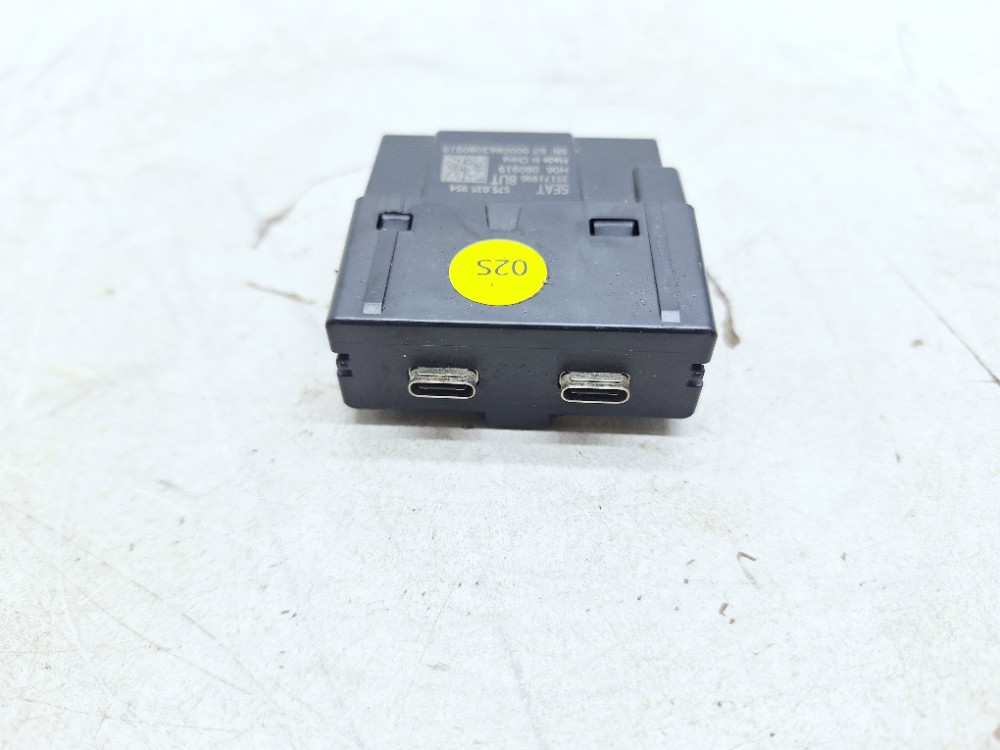 Entrada Usb C Audi Q3 1.4 2020 575035954