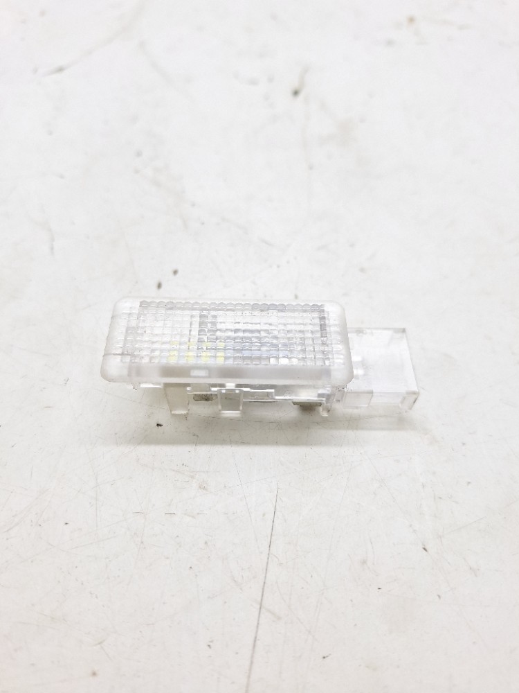 Luz Teto Cortesia Vw Tcross Tsi Xtreme 1.4 2025 2026