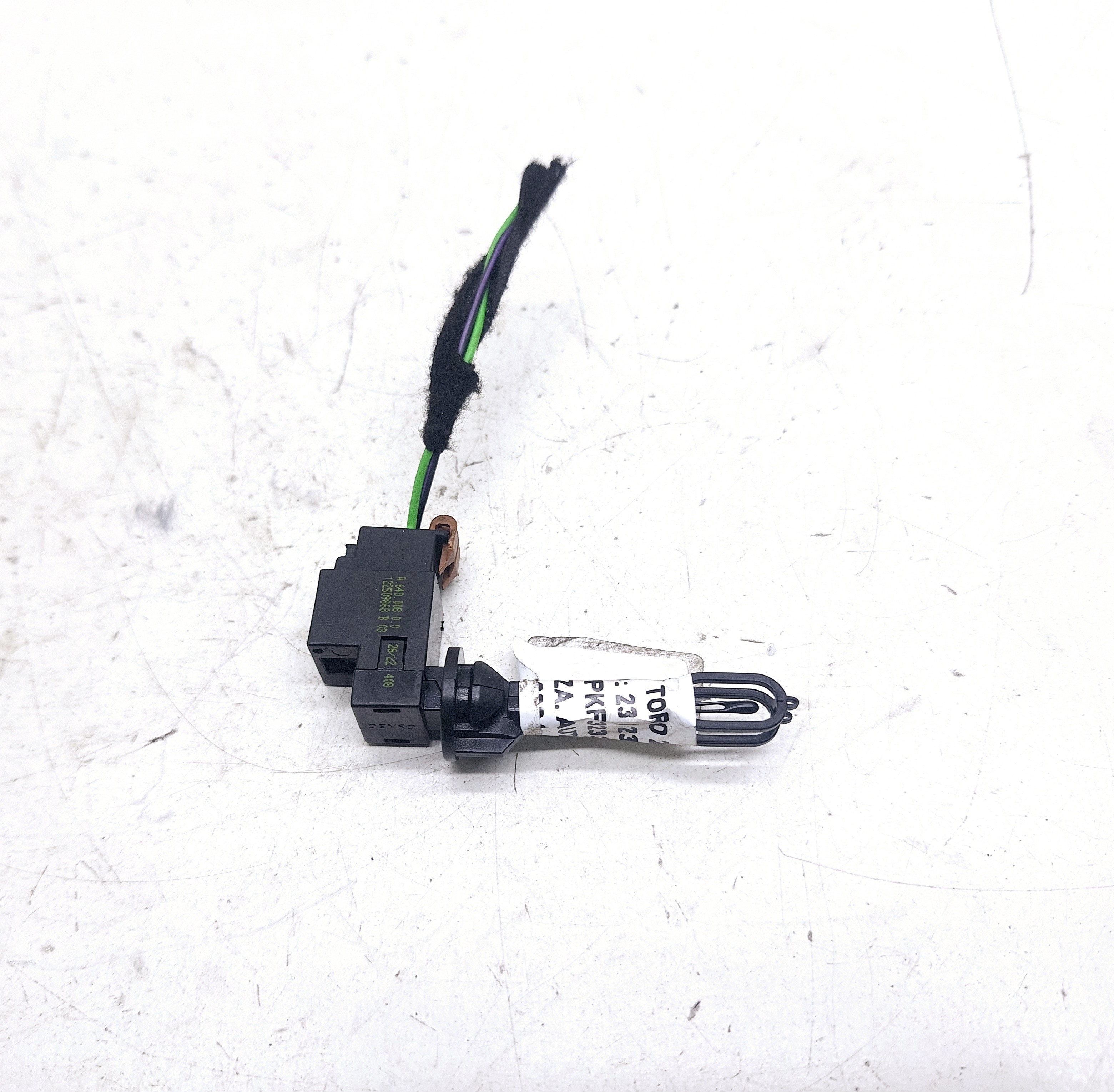 Sensor Temperatura Ar Fiat Toro 2.0 Turbo 2023 A64000800