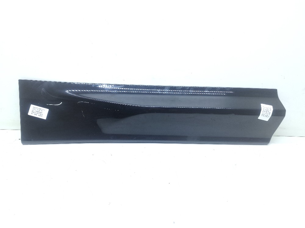 Acabamento Porta Traseira Direita Volvo Xc60 2.0 2019 2020