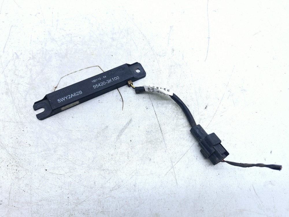 Sensor Antena Hyundai Elantra 1.8 2012 2013 954203k100