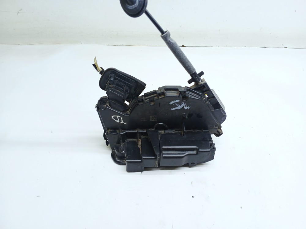Fechadura Porta Traseira Direita Vw Jetta Tsi 1.4 2019