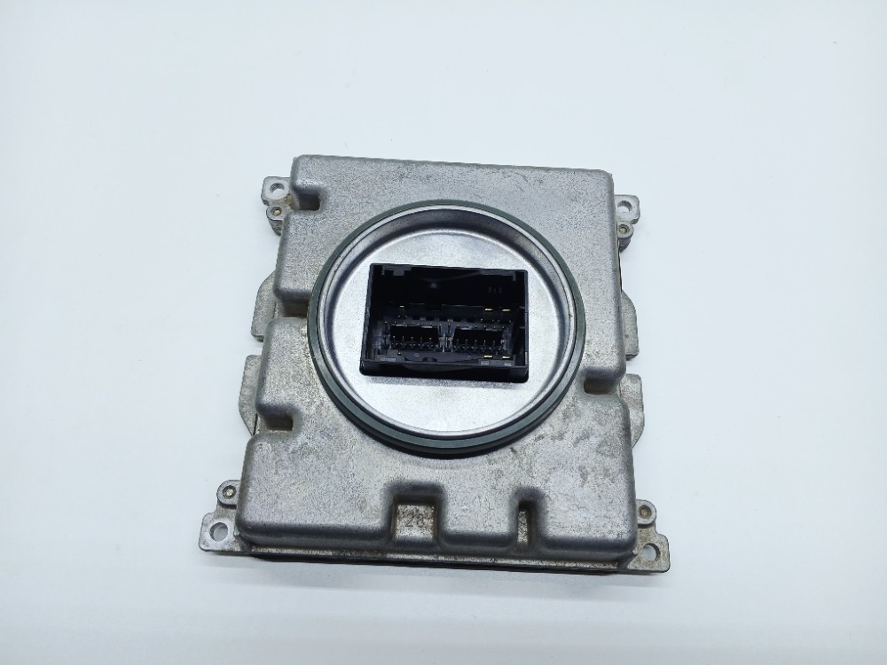 Módulo Farol Direito Vw Passat 2.0 2018 7pp941572ab