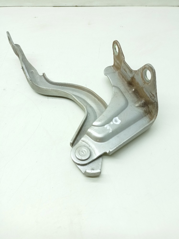 Dobradiça Esquerda Capô Hyundai I30 1.8 2014 2015