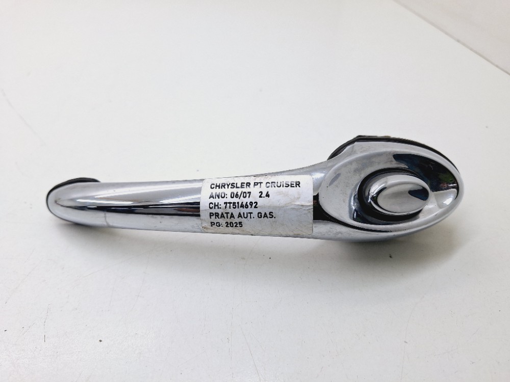 Maçaneta Externa Dianteira Direita Pt Cruiser 2.4 2006 2007 Prata Dianteira