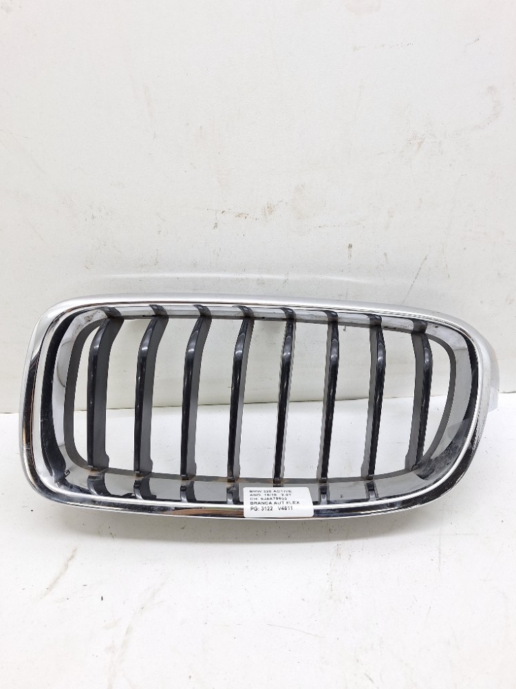 Grade Esquerda Parachoque Dianteiro Bmw 320i 2.0 2017 2018